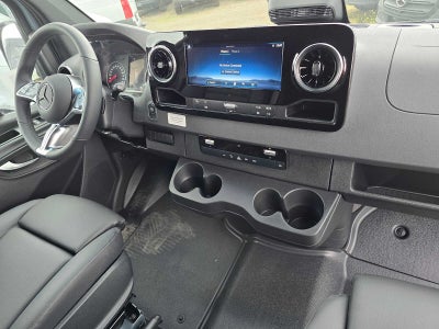 2026 Mercedes-Benz Sprinter 2500 Standard Roof I4 Diesel HO 144 AWD