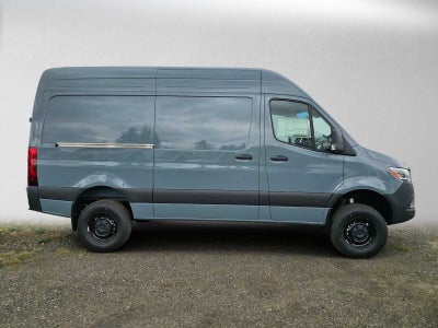 2026 Mercedes-Benz Sprinter 2500 Standard Roof I4 Diesel HO 144 AWD