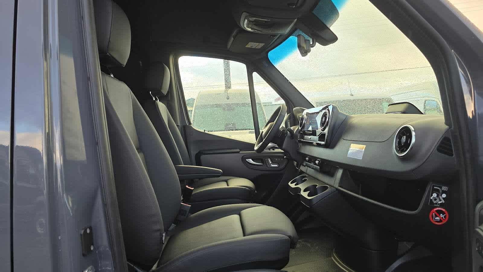 2026 Mercedes-Benz Sprinter 2500 Standard Roof I4 Diesel HO 144" AWD