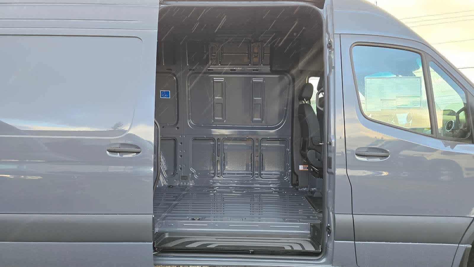 2026 Mercedes-Benz Sprinter 2500 Standard Roof I4 Diesel HO 144" AWD