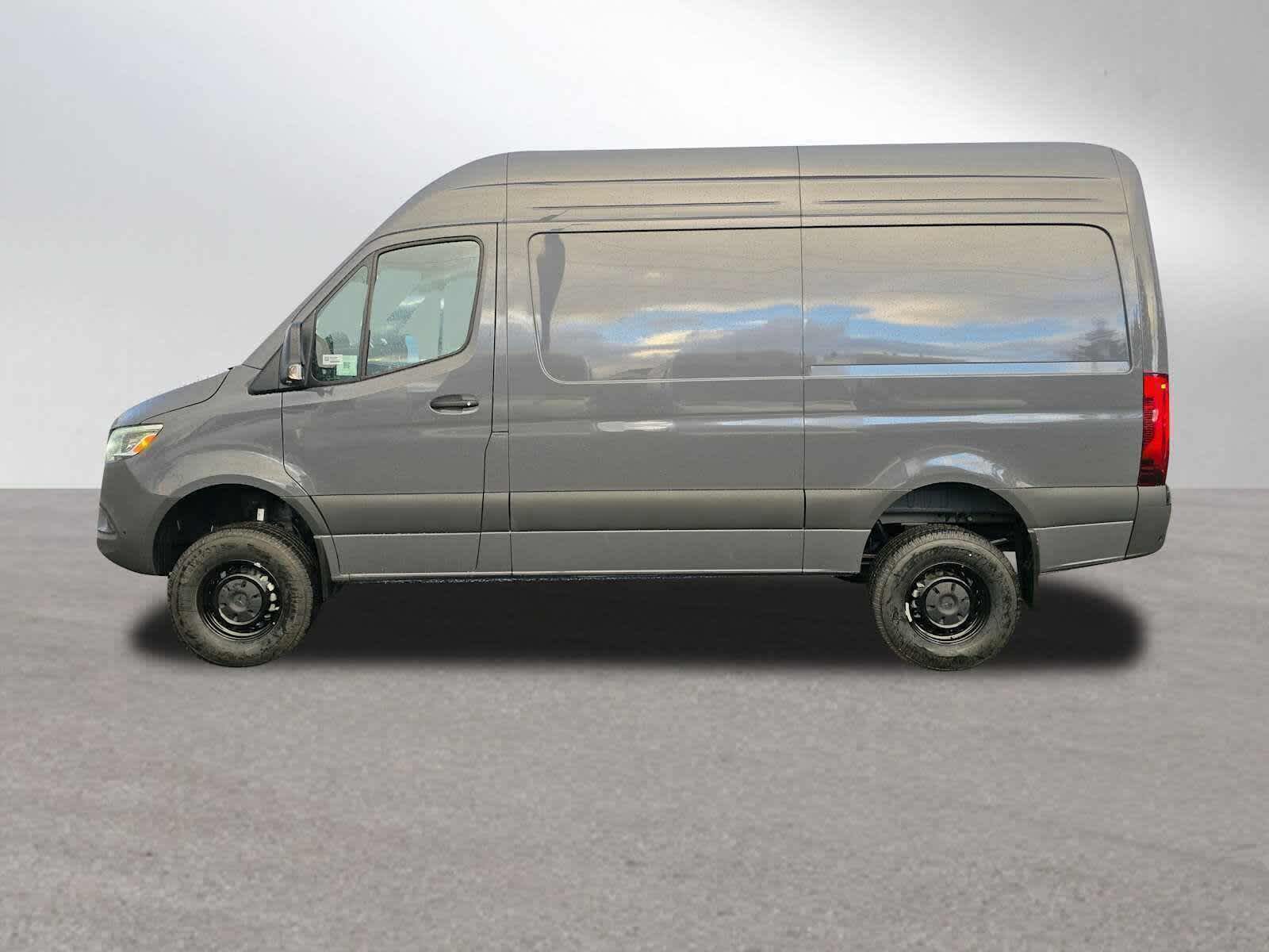2026 Mercedes-Benz Sprinter 2500 Standard Roof I4 Diesel HO 144" AWD