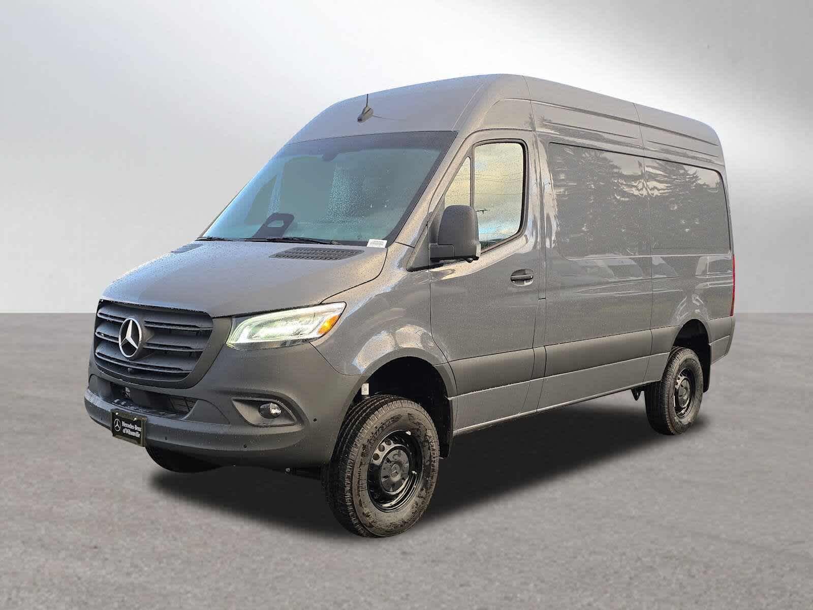2026 Mercedes-Benz Sprinter 2500 Standard Roof I4 Diesel HO 144" AWD