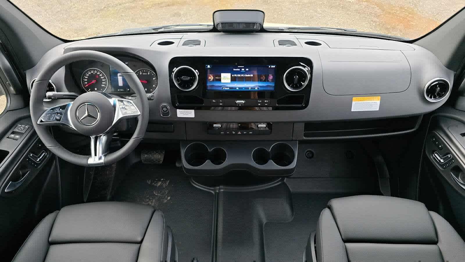 2026 Mercedes-Benz Sprinter 2500 Standard Roof I4 Diesel HO 144 AWD