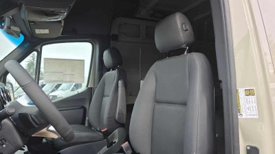 2026 Mercedes-Benz Sprinter 2500 Standard Roof I4 Diesel HO 144 AWD