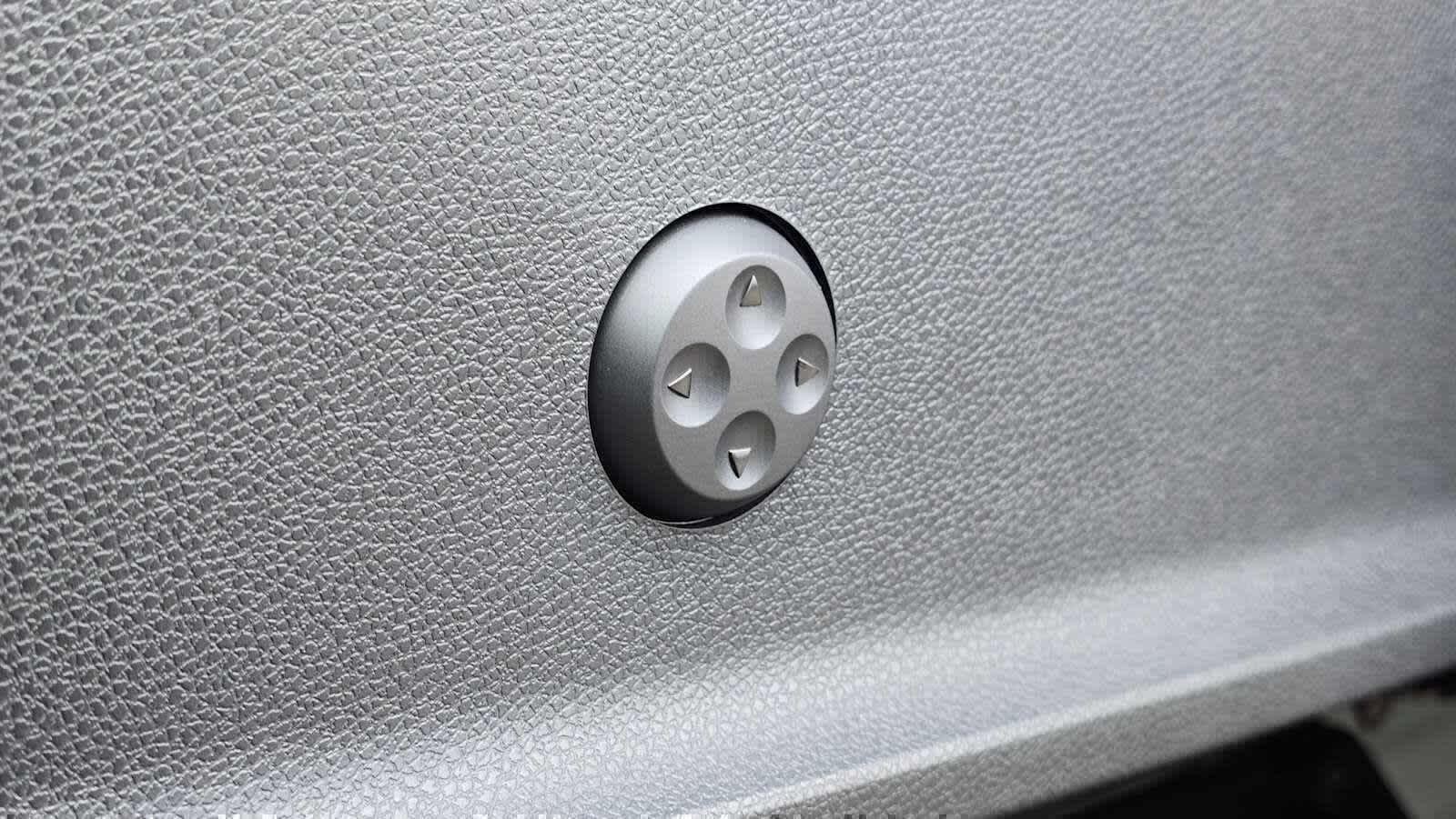 2026 Mercedes-Benz Sprinter 2500 Standard Roof I4 Diesel HO 144 AWD