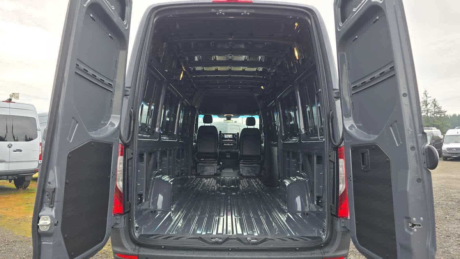 2026 Mercedes-Benz Sprinter 2500 High Roof I4 Diesel HO 170" AWD