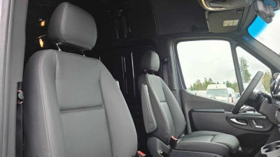 2026 Mercedes-Benz Sprinter 2500 High Roof I4 Diesel HO 170 AWD