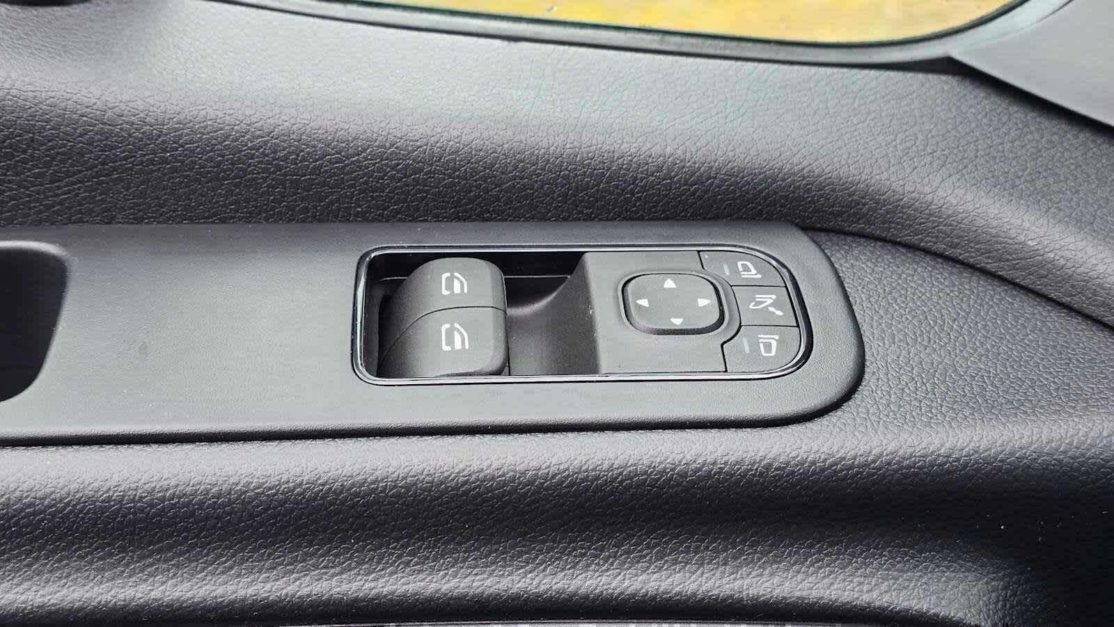 2026 Mercedes-Benz Sprinter 2500 High Roof I4 Diesel HO 170 AWD