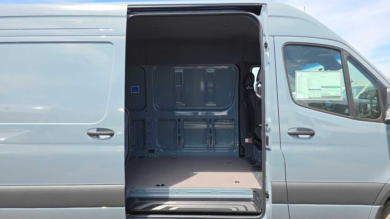 2026 Mercedes-Benz Sprinter 2500 High Roof I4 Diesel HO 170 AWD