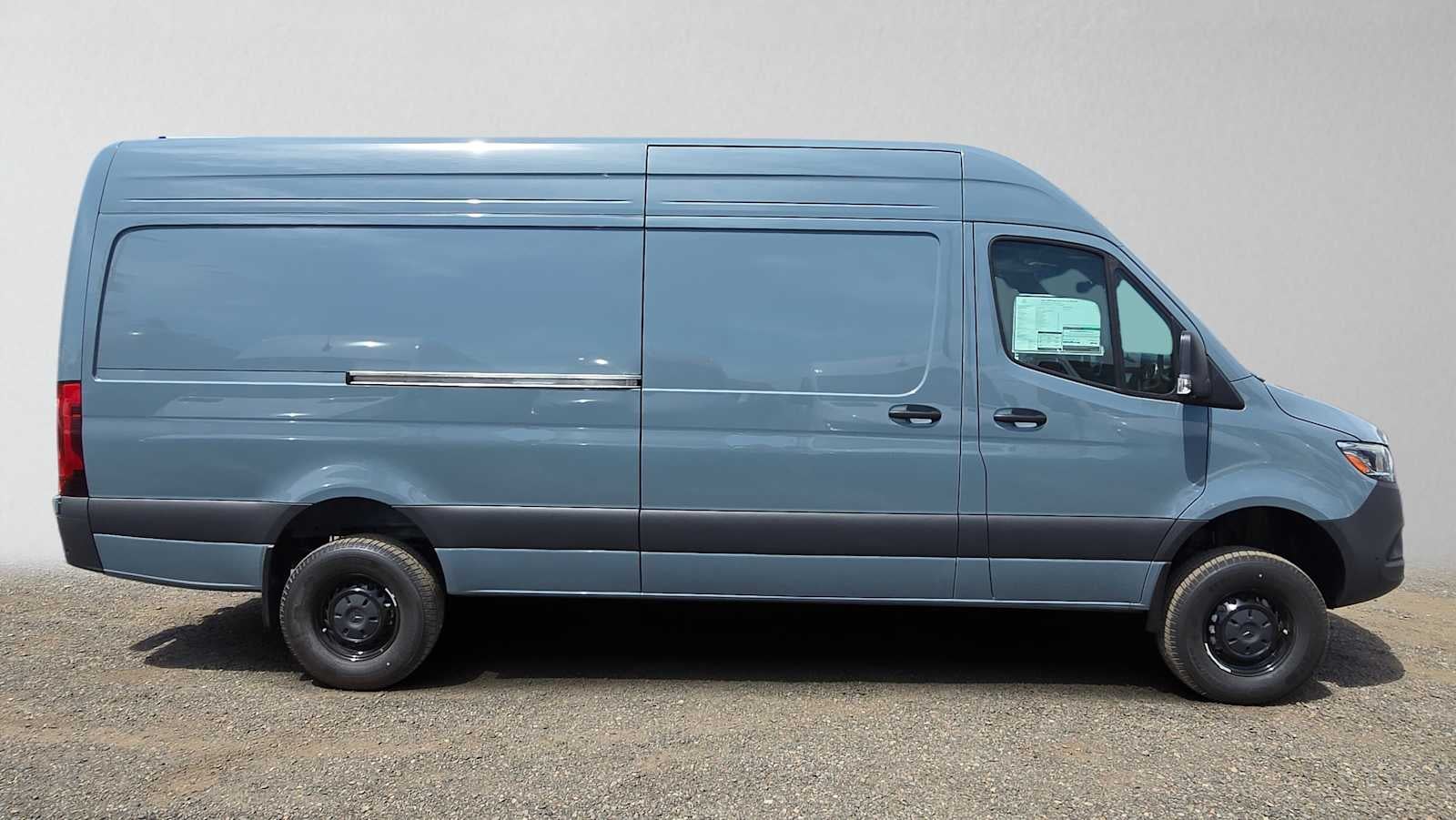 2026 Mercedes-Benz Sprinter 2500 High Roof I4 Diesel HO 170 AWD