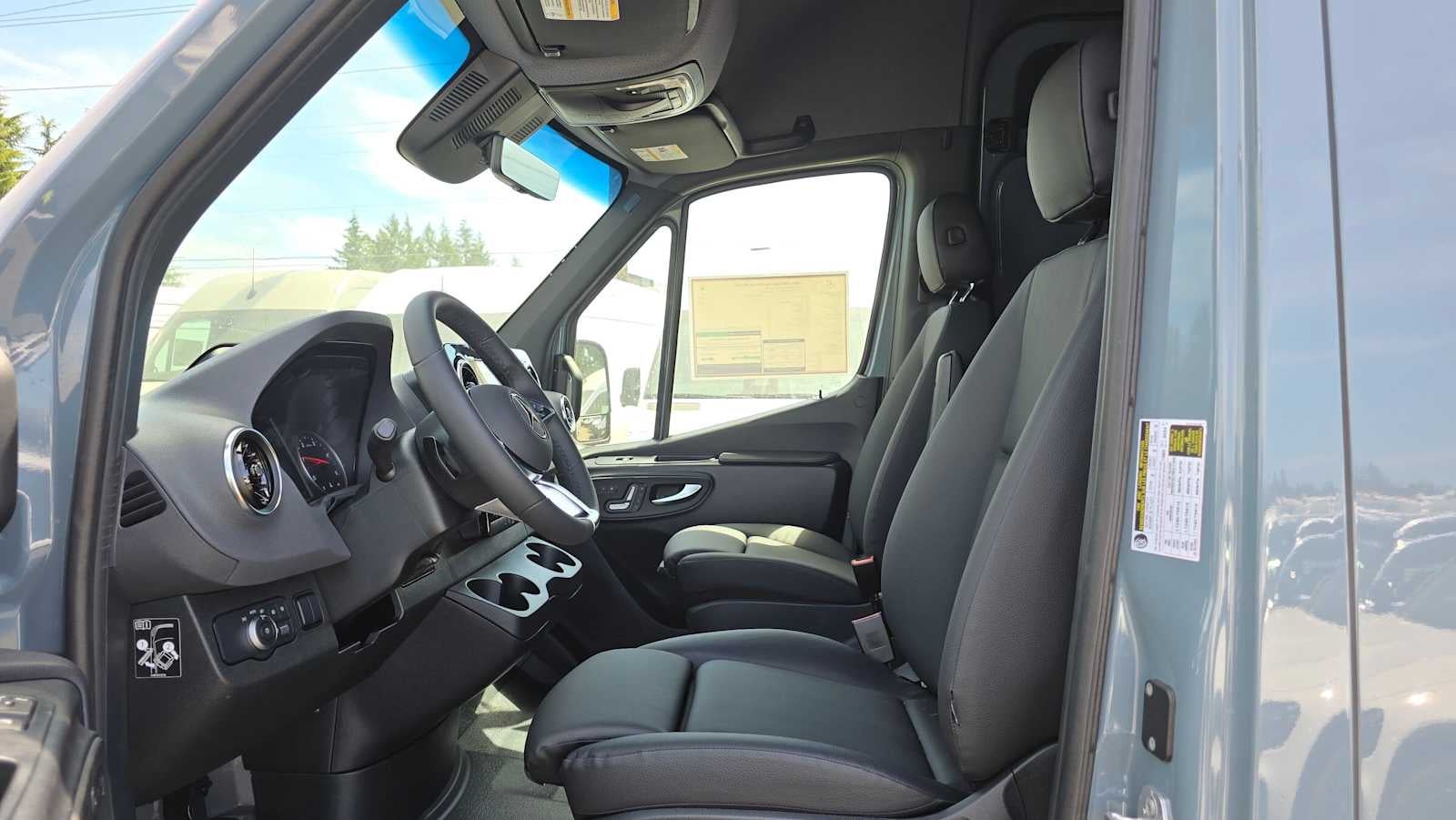 2026 Mercedes-Benz Sprinter 2500 High Roof I4 Diesel HO 170 AWD
