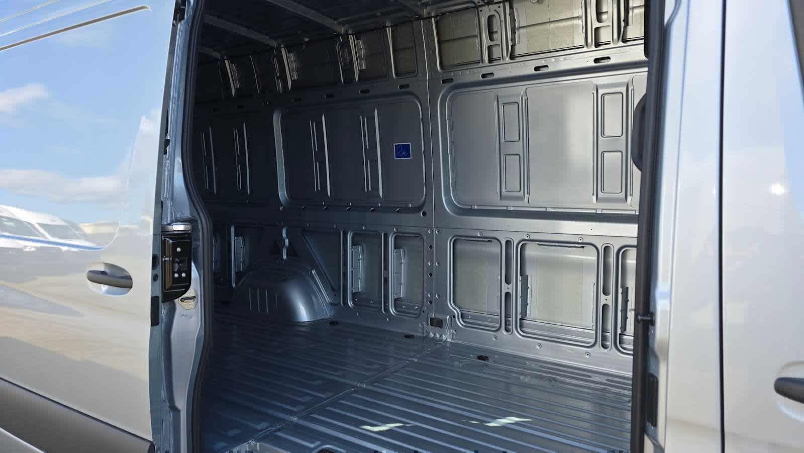 2026 Mercedes-Benz Sprinter 2500 High Roof I4 Diesel HO 170 AWD