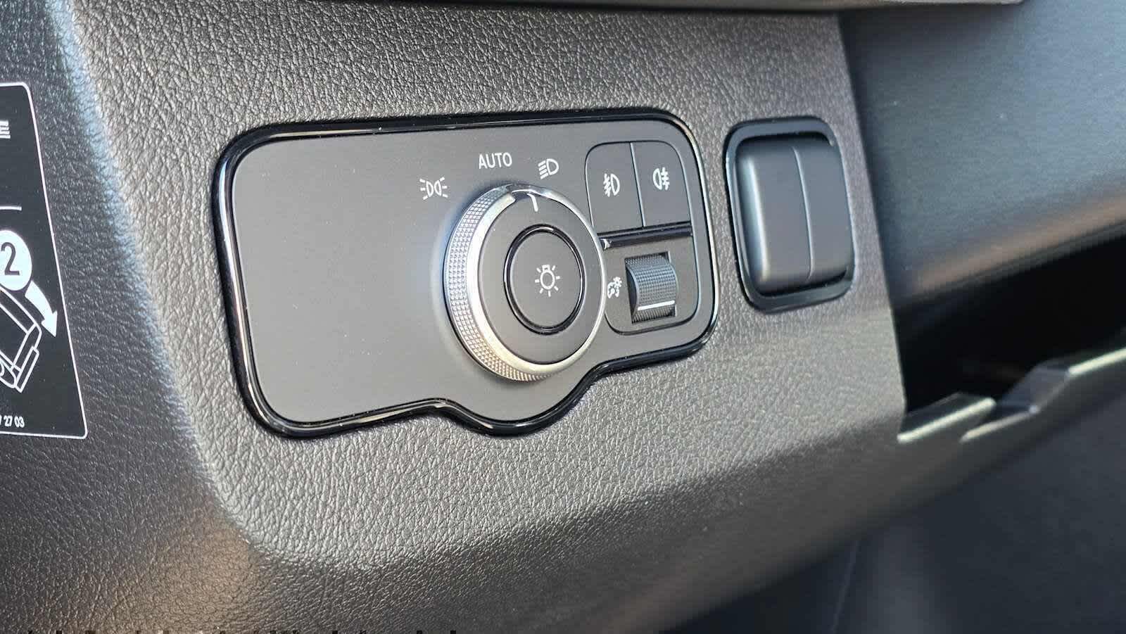 2026 Mercedes-Benz Sprinter 2500 High Roof I4 Diesel HO 170 AWD