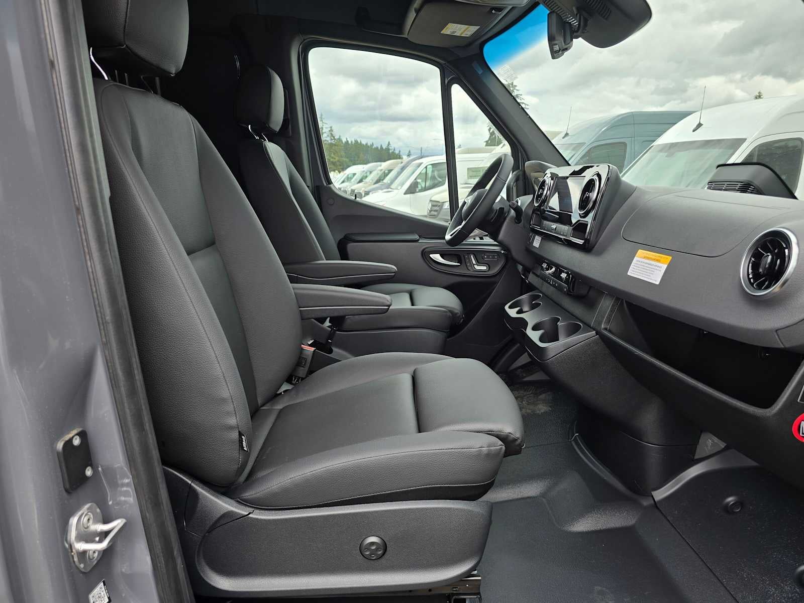 2026 Mercedes-Benz Sprinter 2500 High Roof I4 Diesel HO 170 AWD