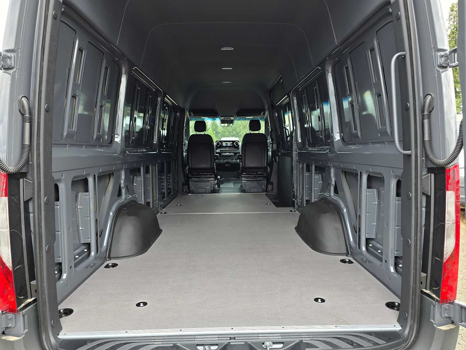 2026 Mercedes-Benz Sprinter 2500 High Roof I4 Diesel HO 170 AWD
