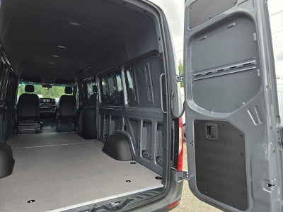 2026 Mercedes-Benz Sprinter 2500 High Roof I4 Diesel HO 170 AWD