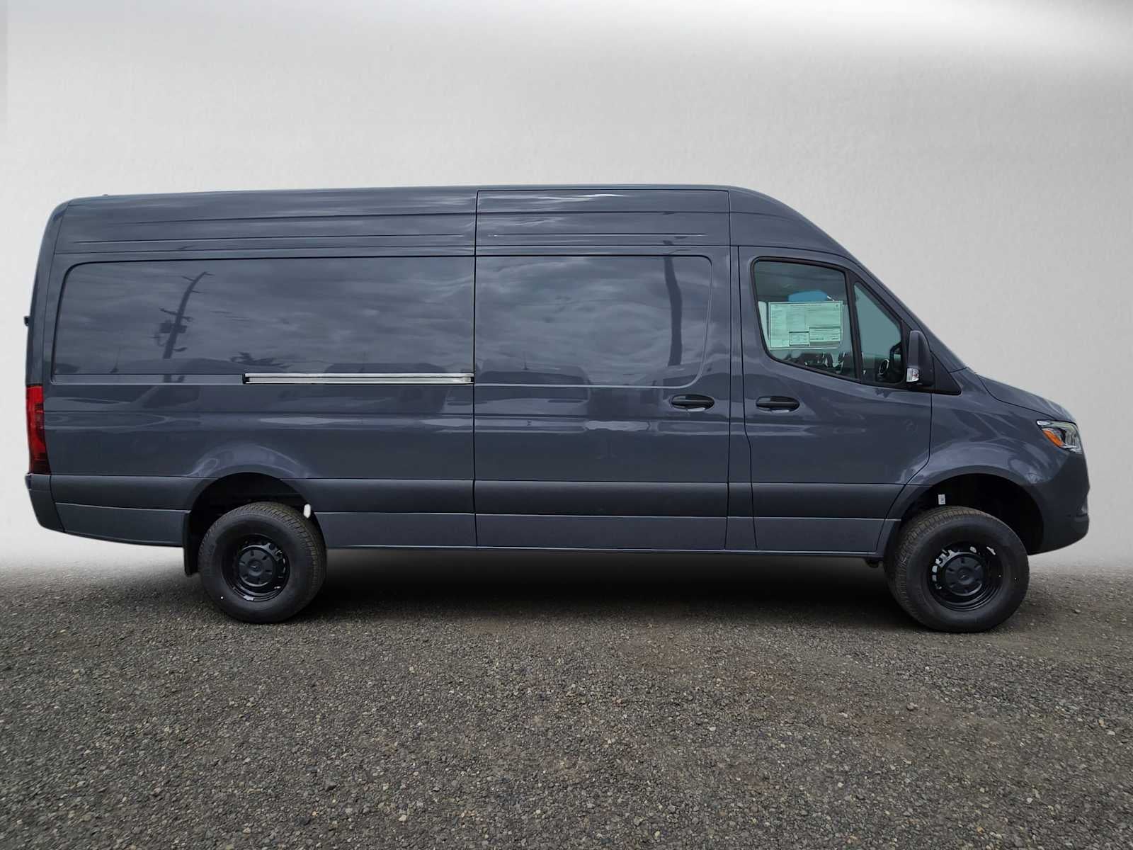 2026 Mercedes-Benz Sprinter 2500 High Roof I4 Diesel HO 170 AWD