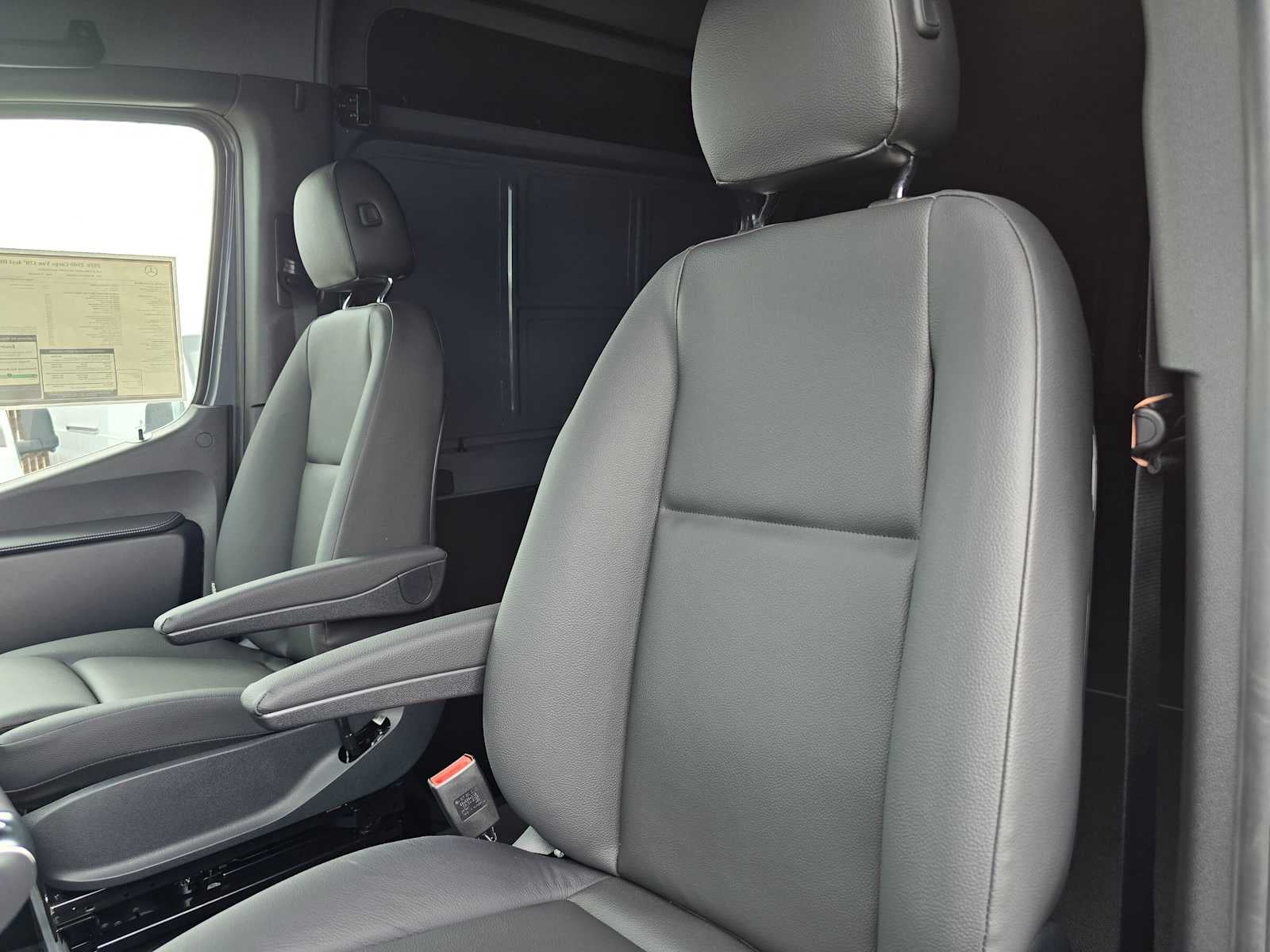 2026 Mercedes-Benz Sprinter 2500 High Roof I4 Diesel HO 170 AWD