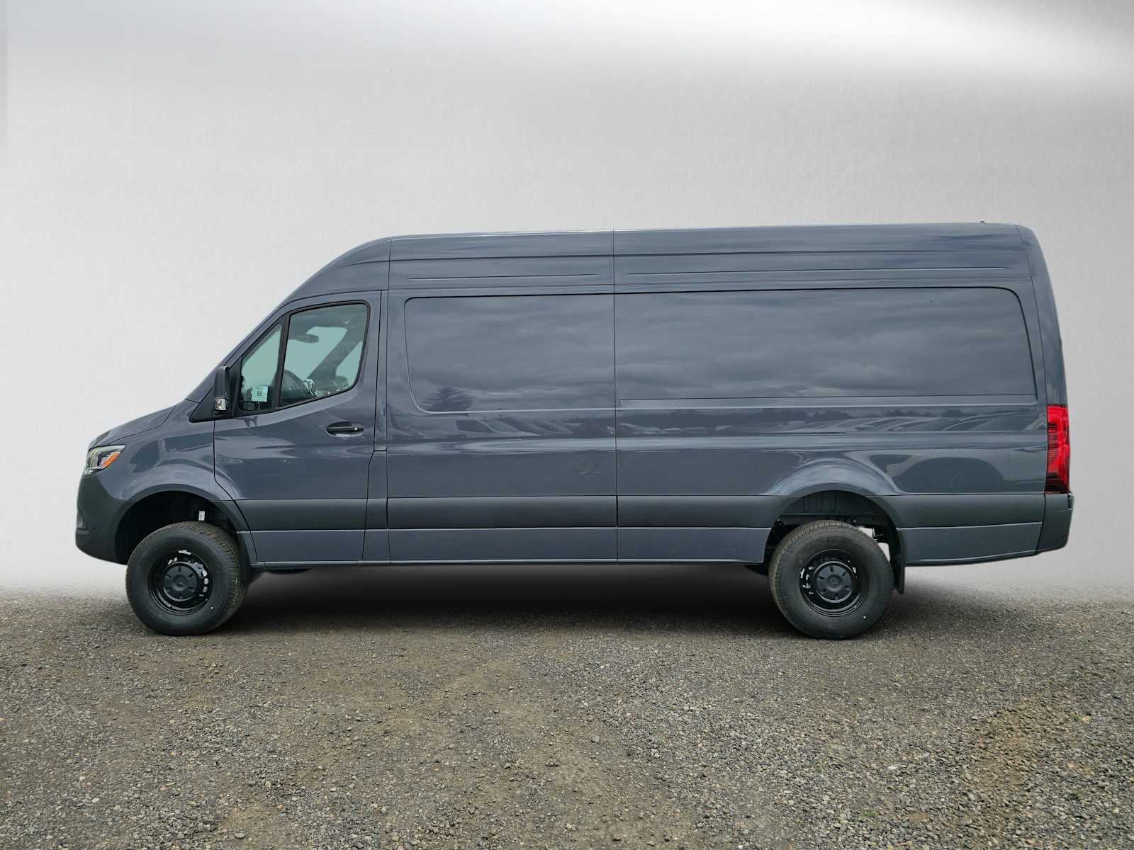 2026 Mercedes-Benz Sprinter 2500 High Roof I4 Diesel HO 170 AWD