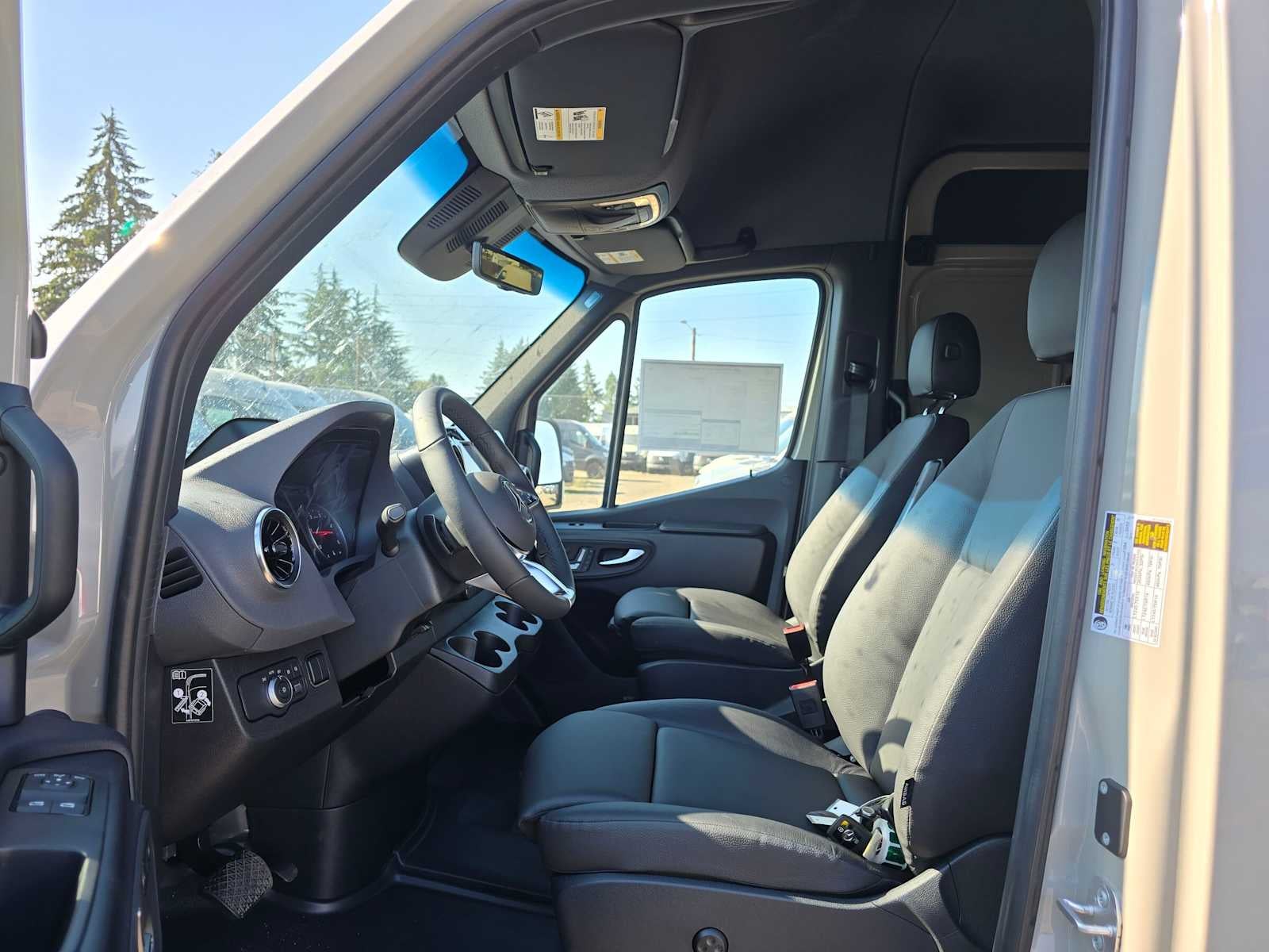 2026 Mercedes-Benz Sprinter 2500 High Roof I4 Diesel HO 170 AWD