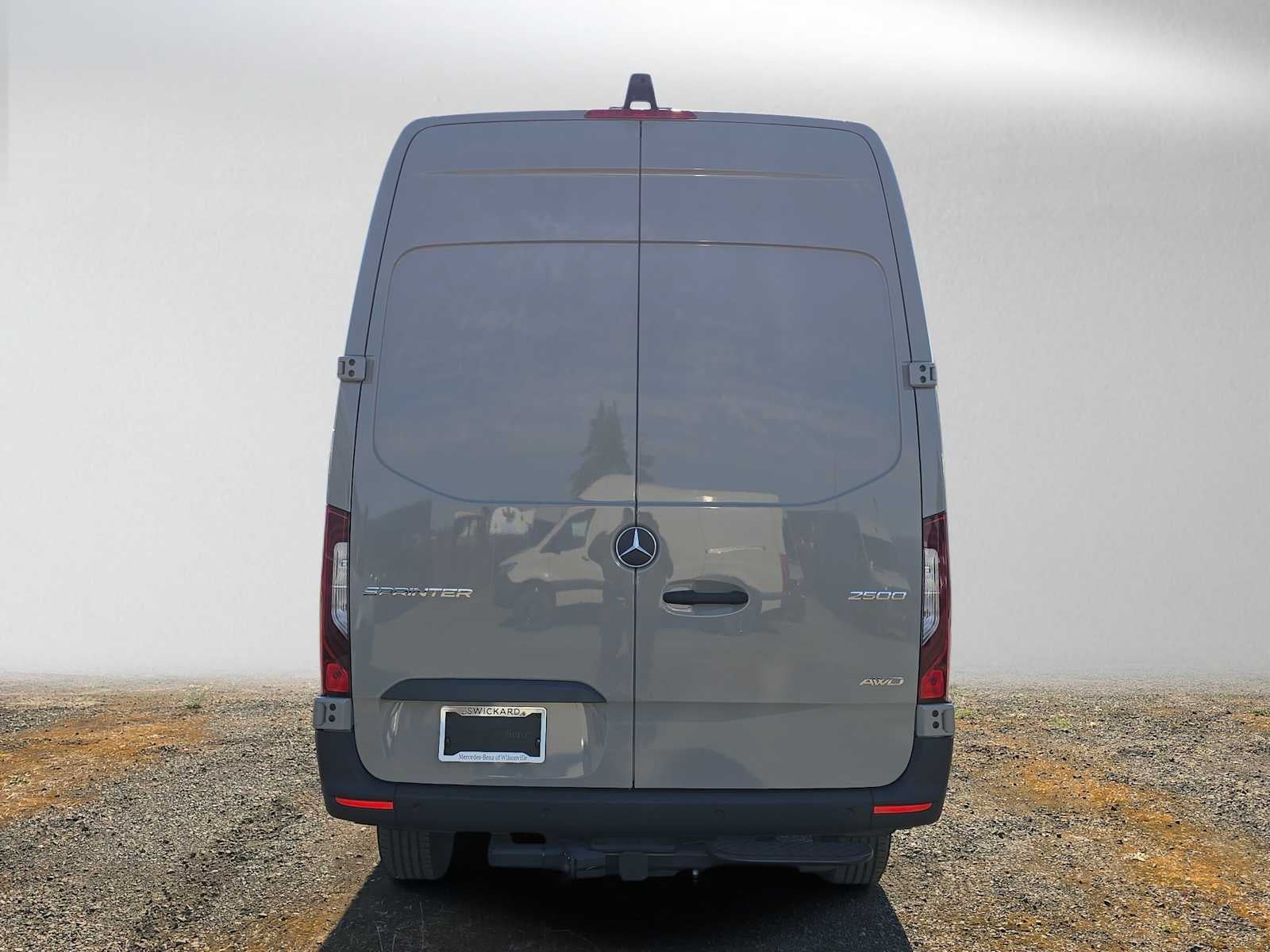 2026 Mercedes-Benz Sprinter 2500 High Roof I4 Diesel HO 170 AWD