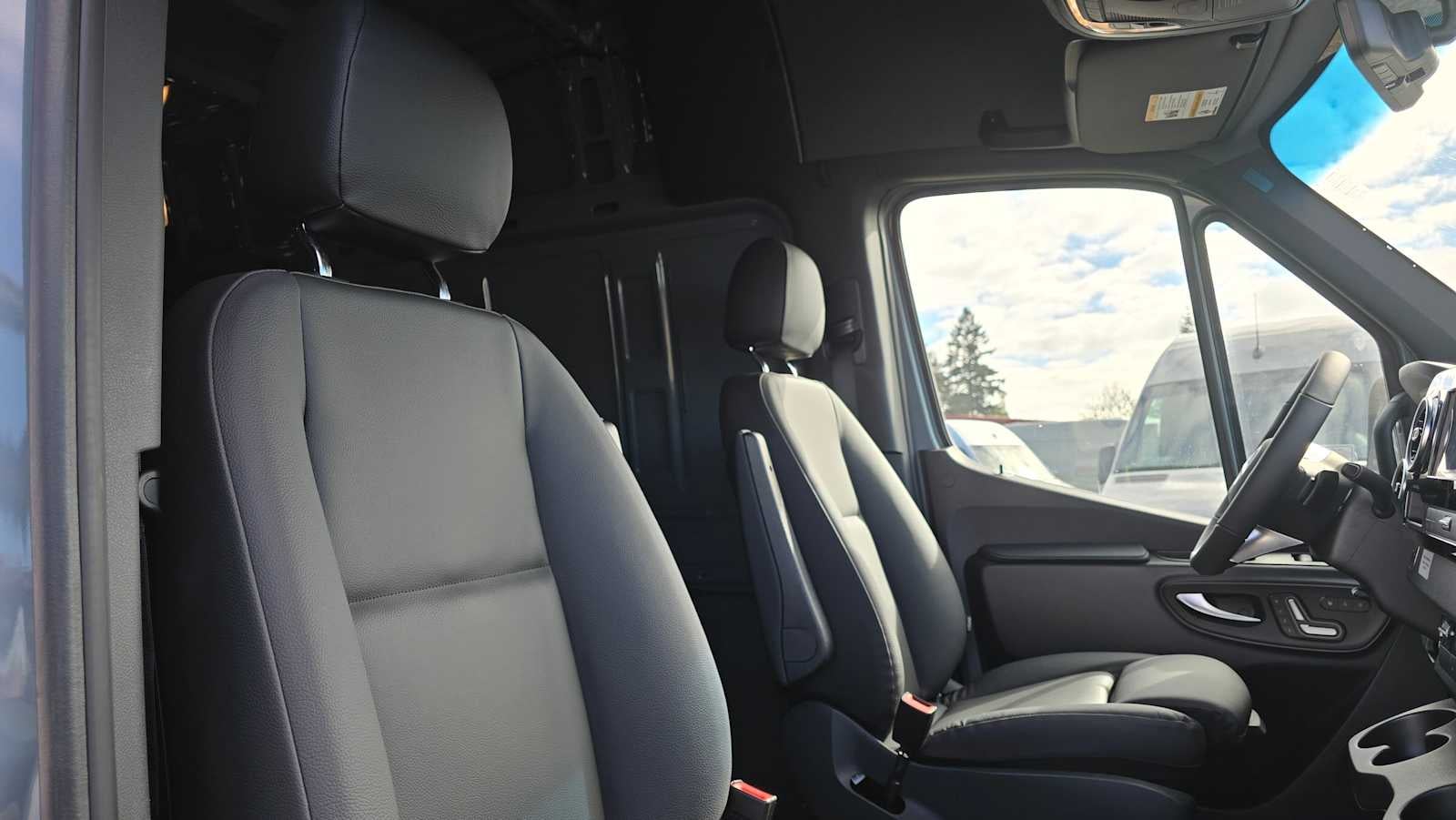 2026 Mercedes-Benz Sprinter 2500 High Roof I4 Diesel HO 170 AWD