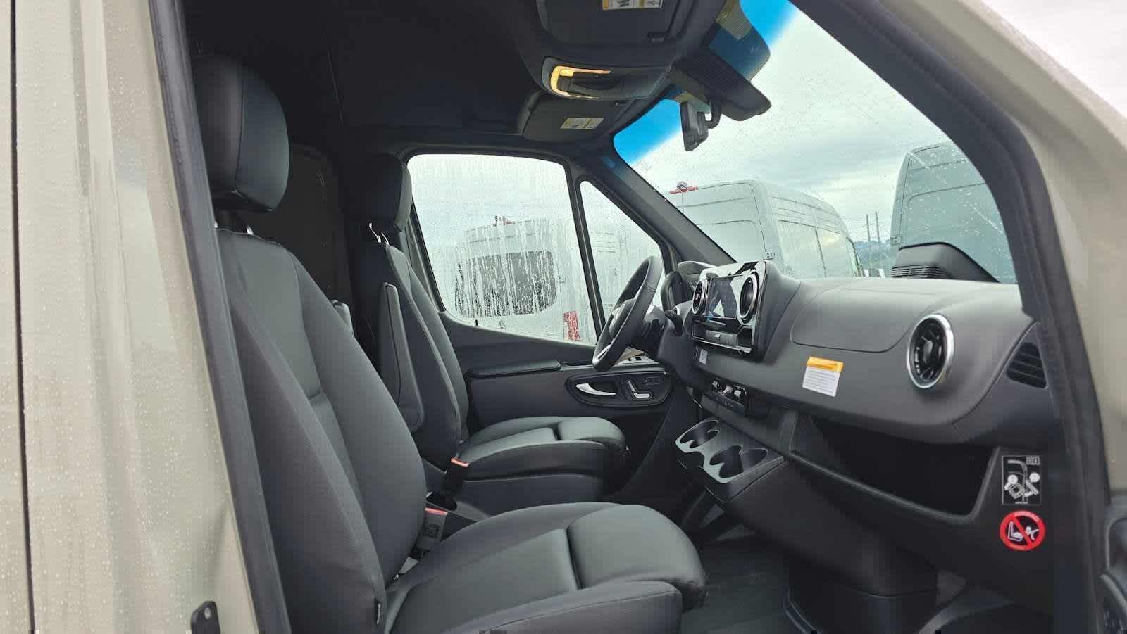 2026 Mercedes-Benz Sprinter 2500 High Roof I4 Diesel HO 170 AWD