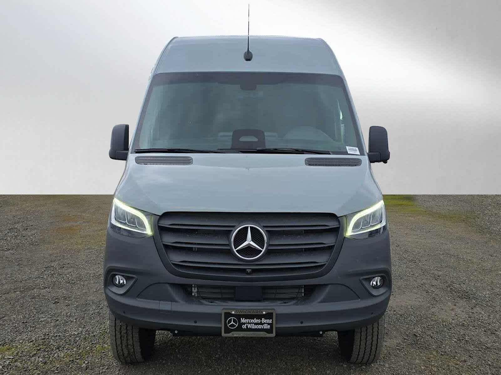 2026 Mercedes-Benz Sprinter 2500 High Roof I4 Diesel HO 170 AWD