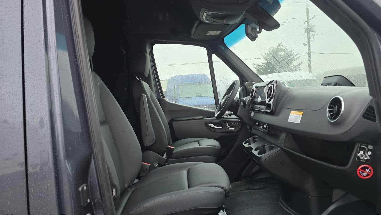 2026 Mercedes-Benz Sprinter 2500 High Roof I4 Diesel HO 170 AWD