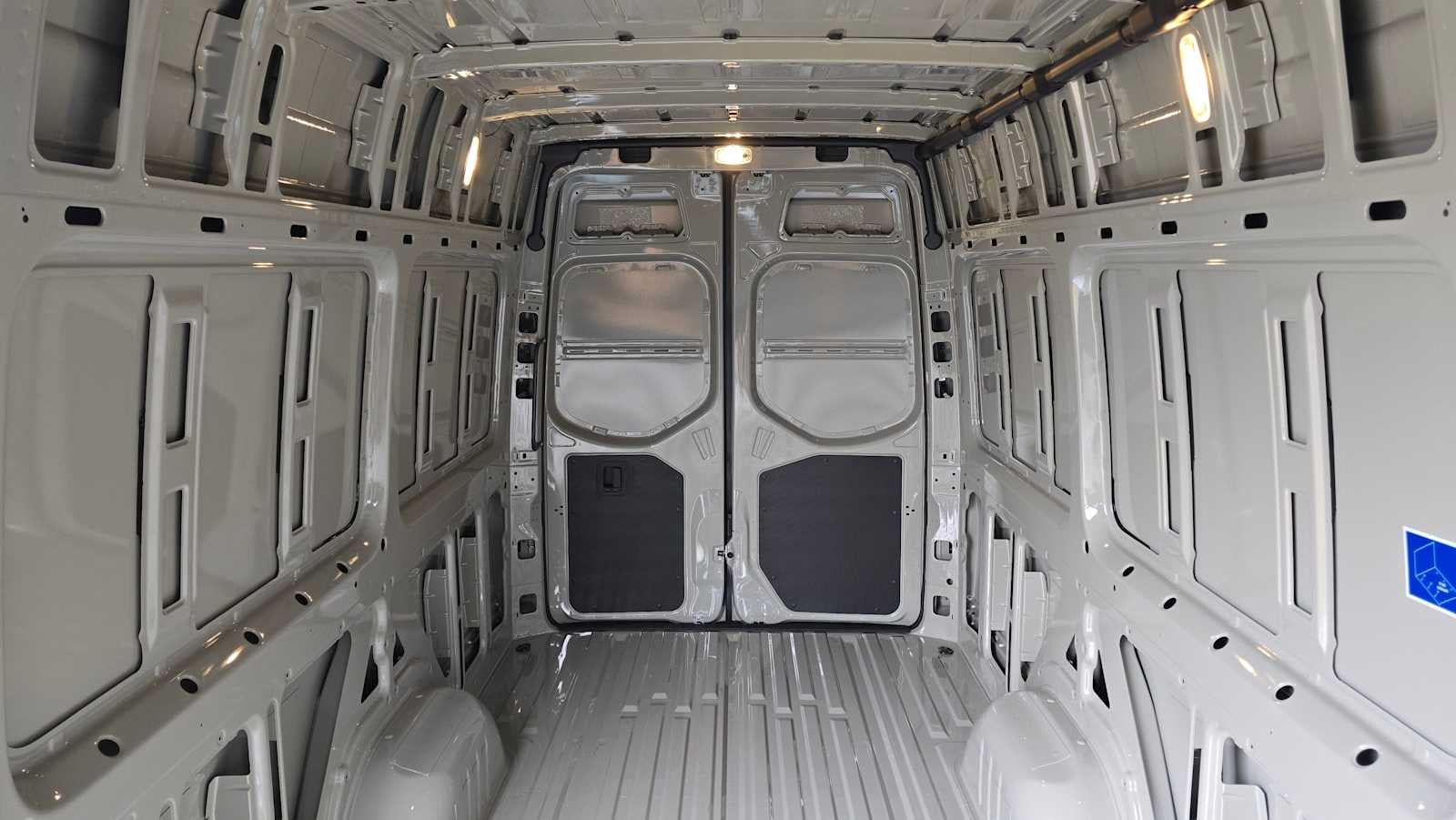 2026 Mercedes-Benz Sprinter 2500 High Roof I4 Diesel HO 170" AWD