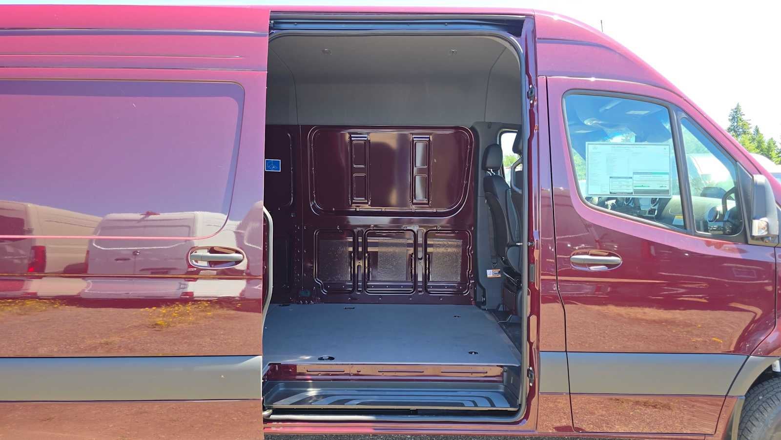 2026 Mercedes-Benz Sprinter 2500 High Roof I4 Diesel HO 170 AWD