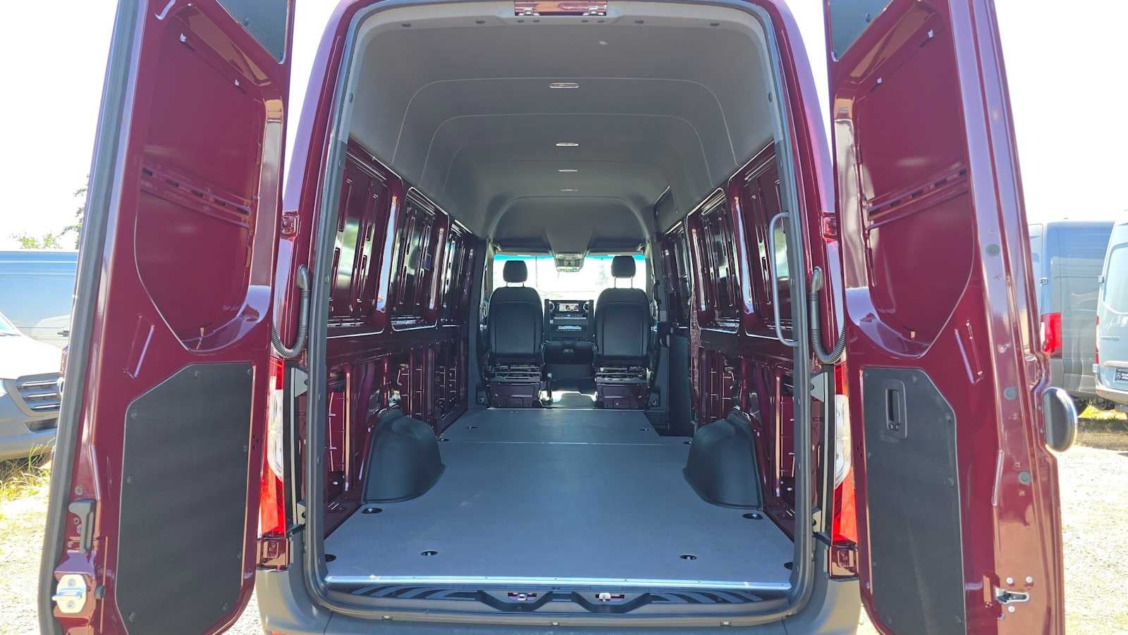 2026 Mercedes-Benz Sprinter 2500 High Roof I4 Diesel HO 170 AWD