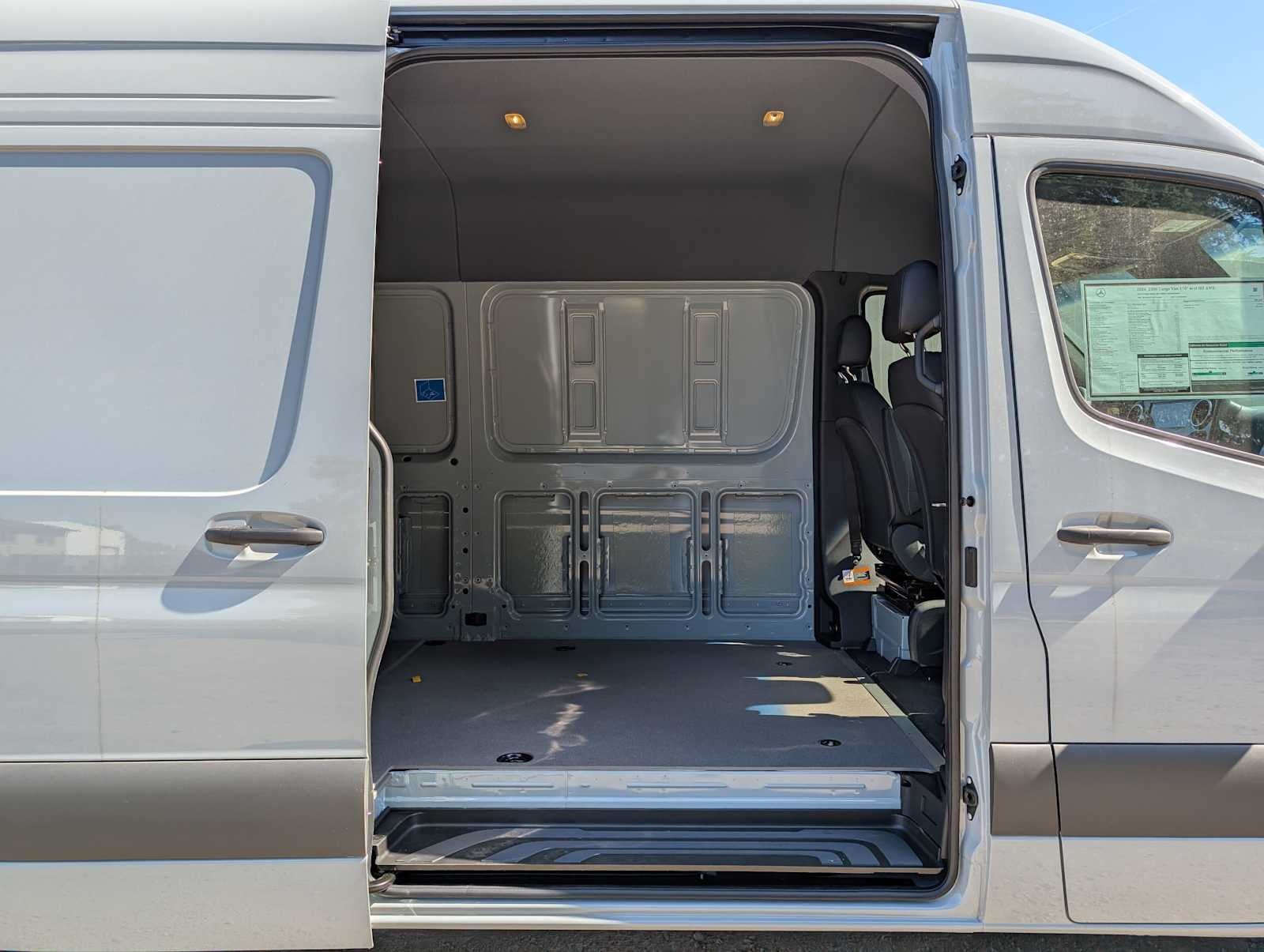 2026 Mercedes-Benz Sprinter 2500 High Roof I4 Diesel HO 170 AWD