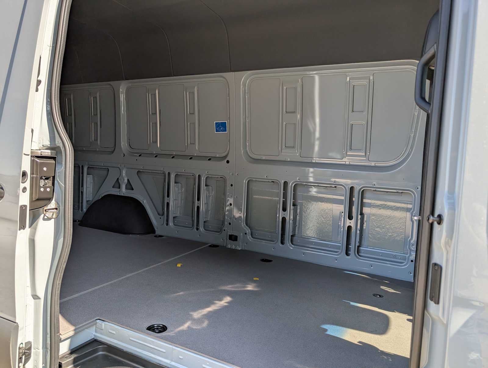 2026 Mercedes-Benz Sprinter 2500 High Roof I4 Diesel HO 170 AWD