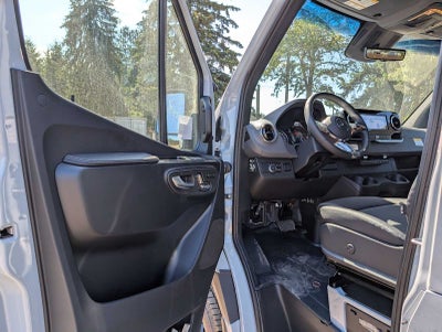 2026 Mercedes-Benz Sprinter 2500 High Roof I4 Diesel HO 170 AWD