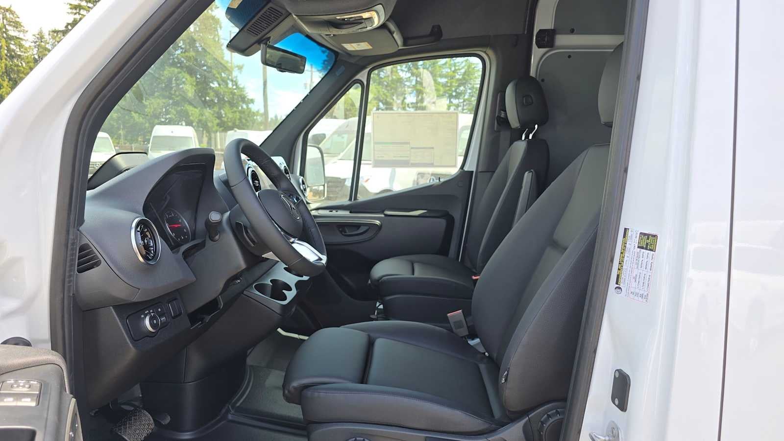 2026 Mercedes-Benz Sprinter Cargo Van 2500 High Roof I4 Diesel HO 170 Extended RWD
