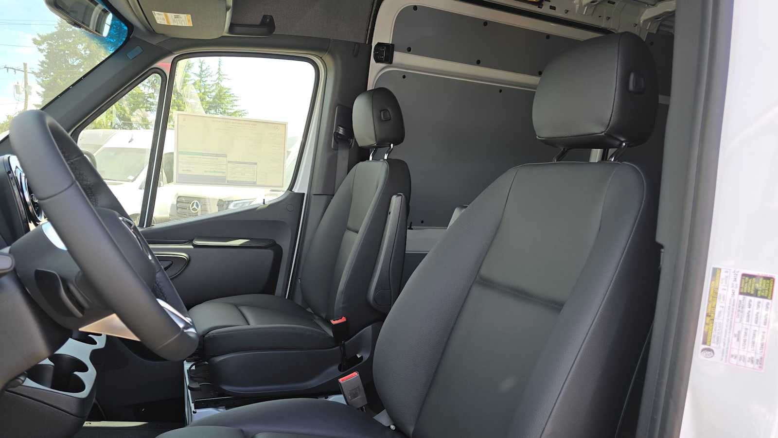2026 Mercedes-Benz Sprinter Cargo Van 2500 High Roof I4 Diesel HO 170 Extended RWD