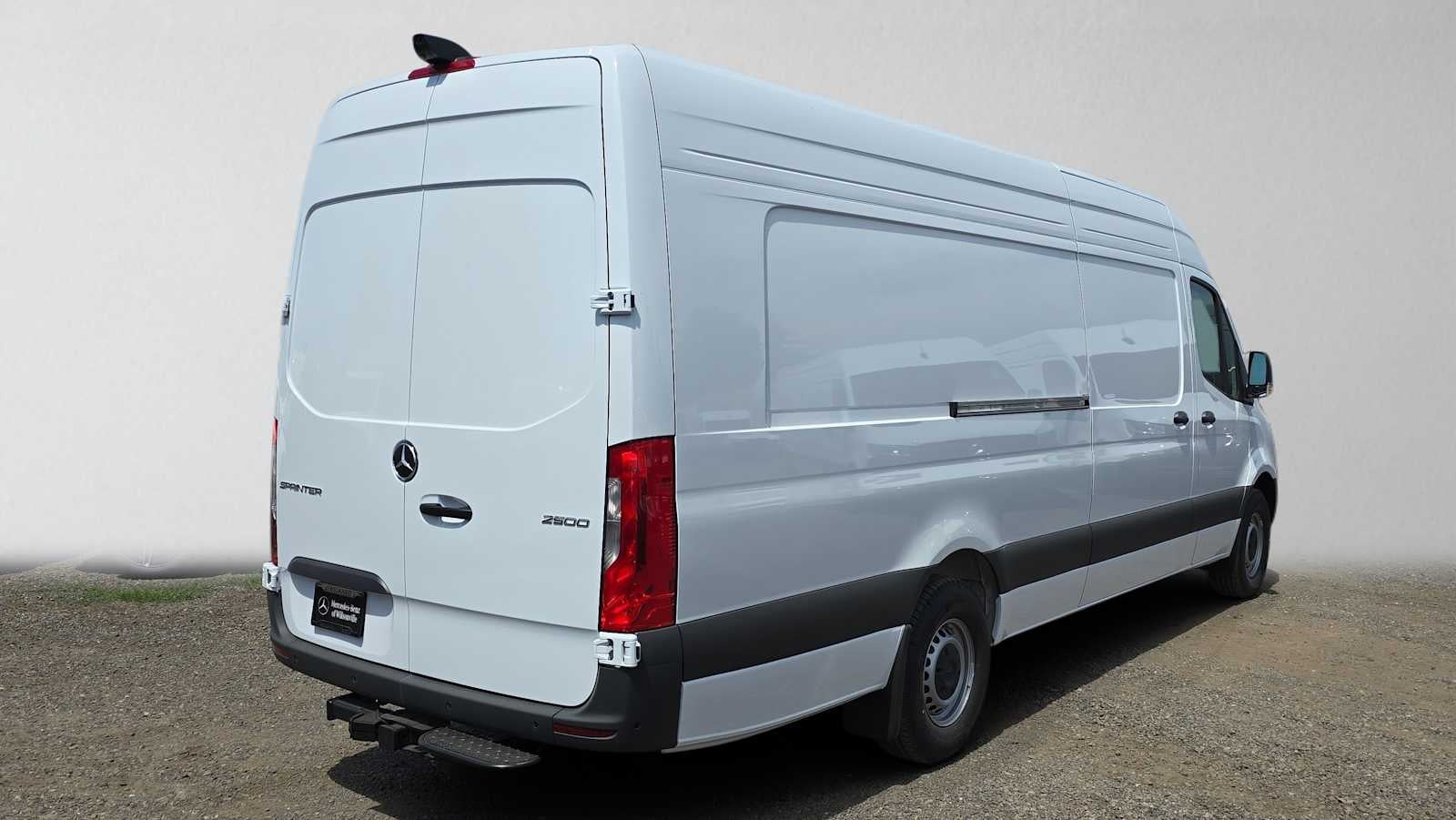2026 Mercedes-Benz Sprinter Cargo Van 2500 High Roof I4 Diesel HO 170 Extended RWD