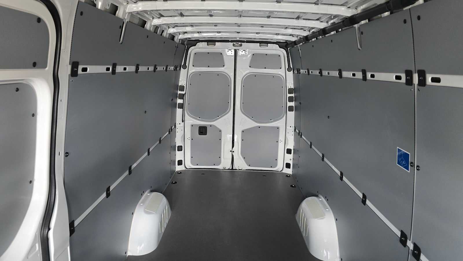 2026 Mercedes-Benz Sprinter Cargo Van 2500 High Roof I4 Diesel HO 170 Extended RWD