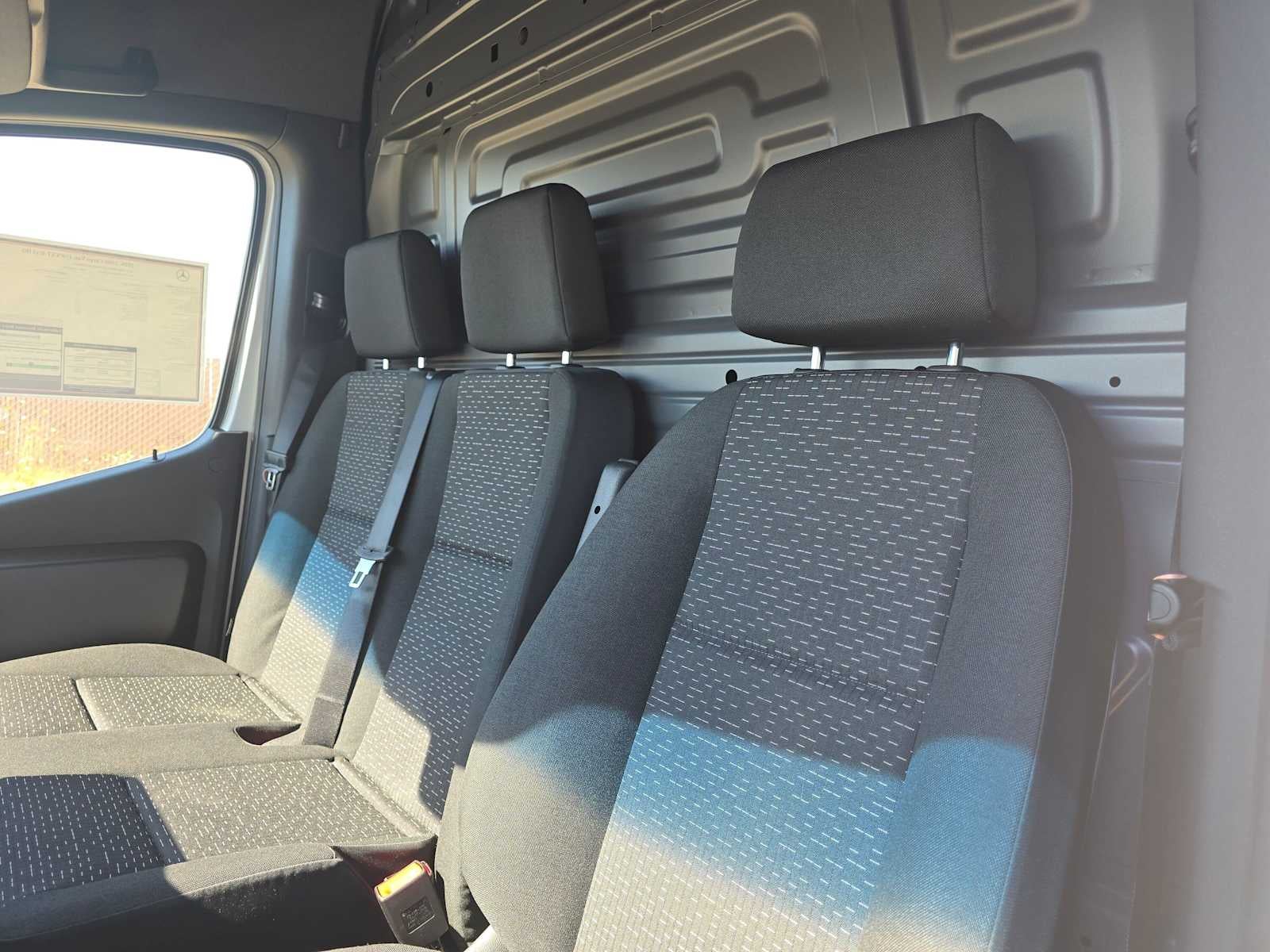 2026 Mercedes-Benz Sprinter Cargo Van 2500 High Roof I4 Diesel HO 170 Extended RWD