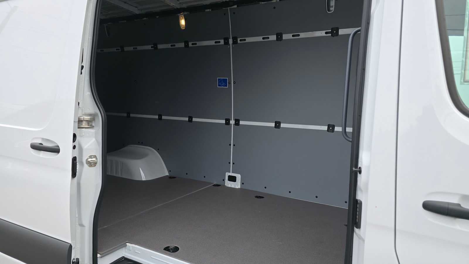 2026 Mercedes-Benz Sprinter Cargo Van 3500 High Roof I4 Diesel HO 170 RWD