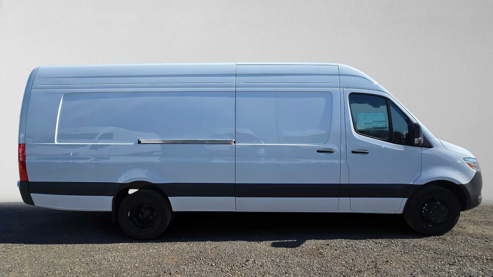 2026 Mercedes-Benz Sprinter Cargo Van 3500 High Roof I4 Diesel HO 170 Extended RWD