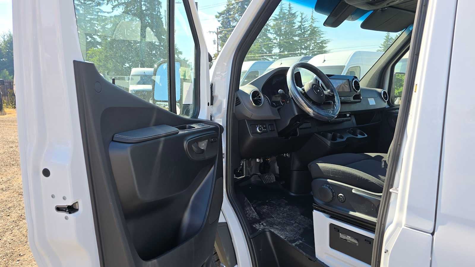 2026 Mercedes-Benz Sprinter Cargo Van 3500 High Roof I4 Diesel HO 170 Extended RWD