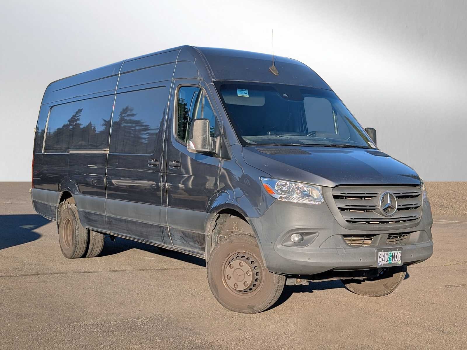 2022 Mercedes-Benz Sprinter Cargo Van 3500XD High Roof V6 170" Extended 4WD