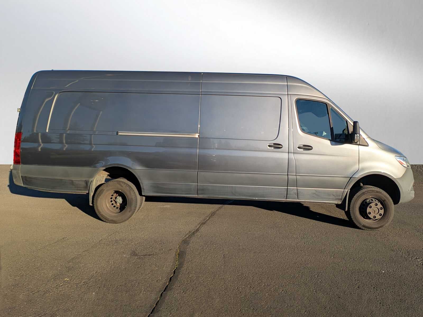 2022 Mercedes-Benz Sprinter Cargo Van 3500XD High Roof V6 170" Extended 4WD