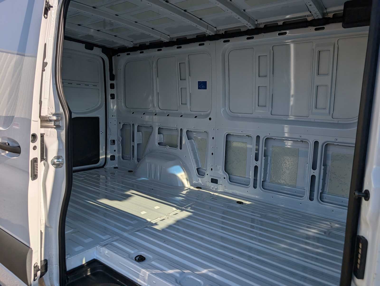 2024 Mercedes-Benz Sprinter Cargo Van 3500XD Standard Roof I4 Diesel HO 144" RWD