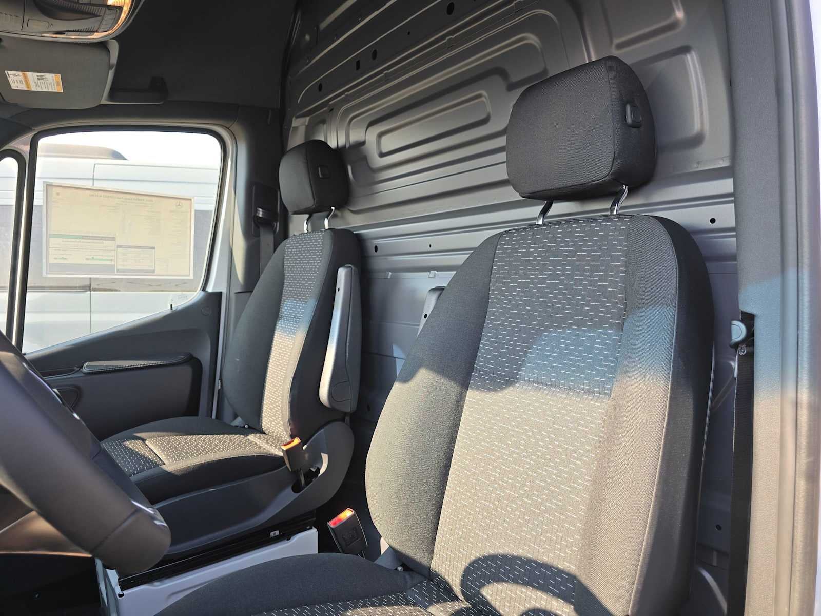 2026 Mercedes-Benz Sprinter Cargo 3500XD High Roof I4 Diesel HO 170 Extended RWD