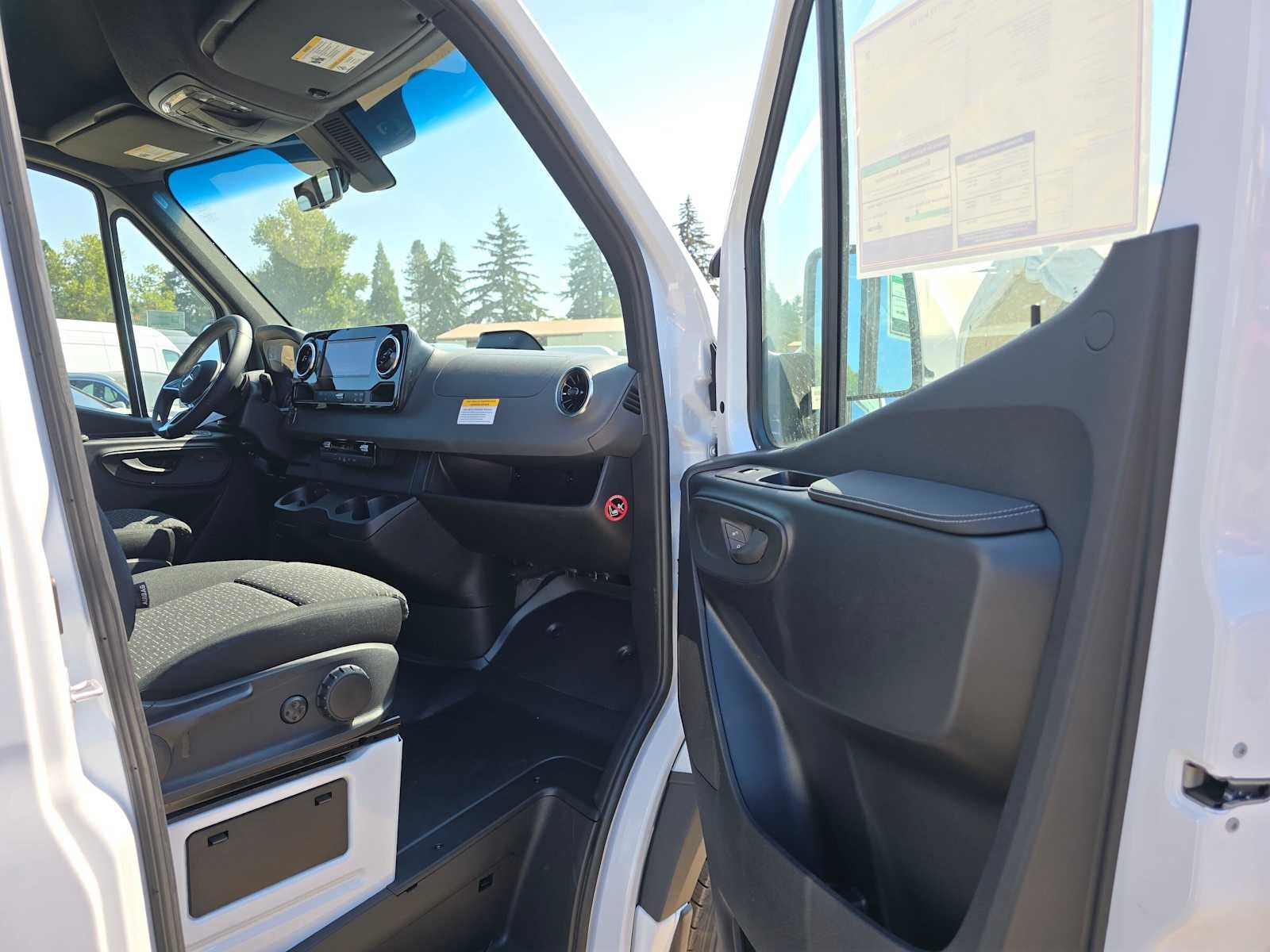 2026 Mercedes-Benz Sprinter Cargo 3500XD High Roof I4 Diesel HO 170 Extended RWD