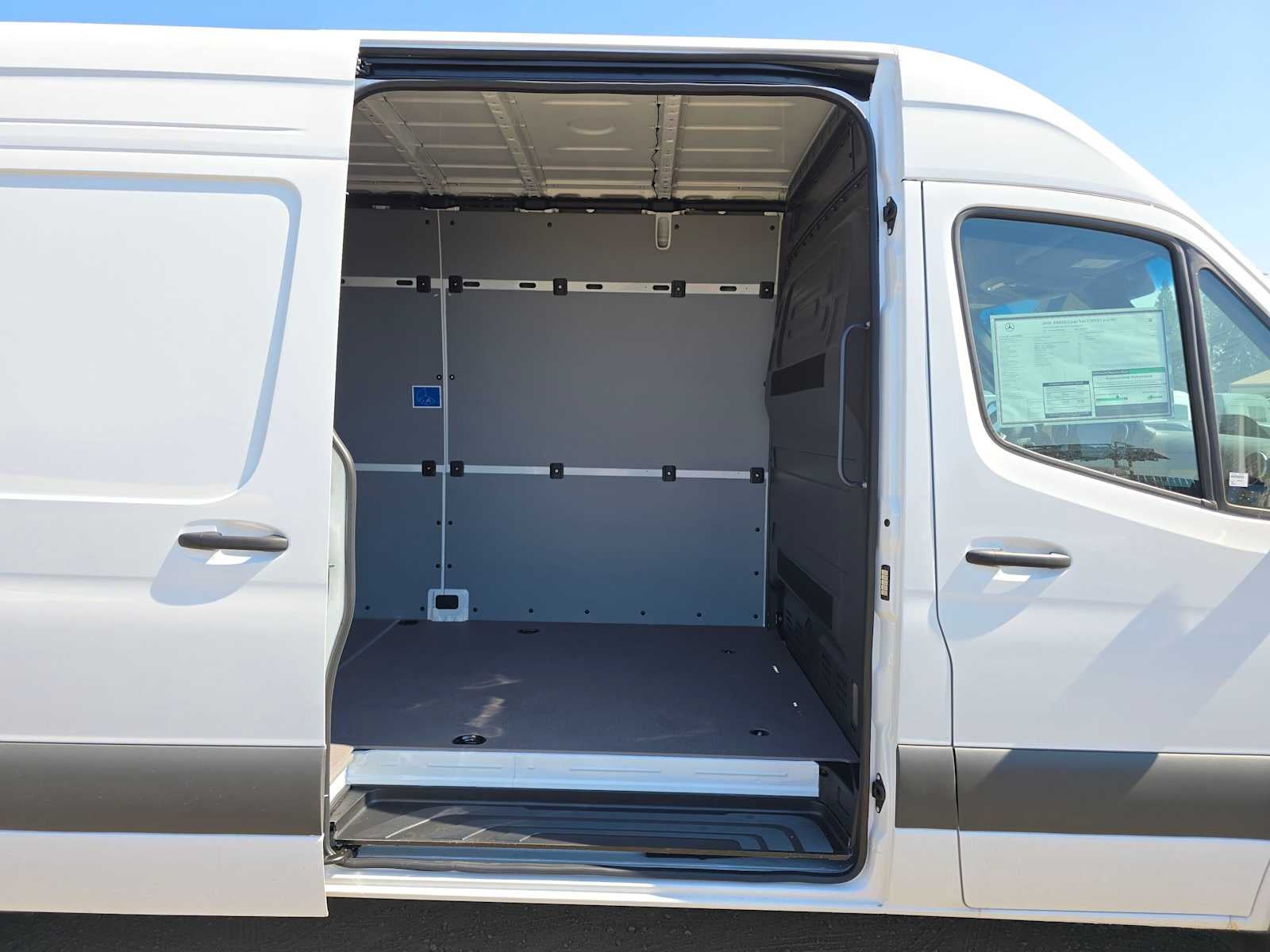 2026 Mercedes-Benz Sprinter Cargo 3500XD High Roof I4 Diesel HO 170 Extended RWD