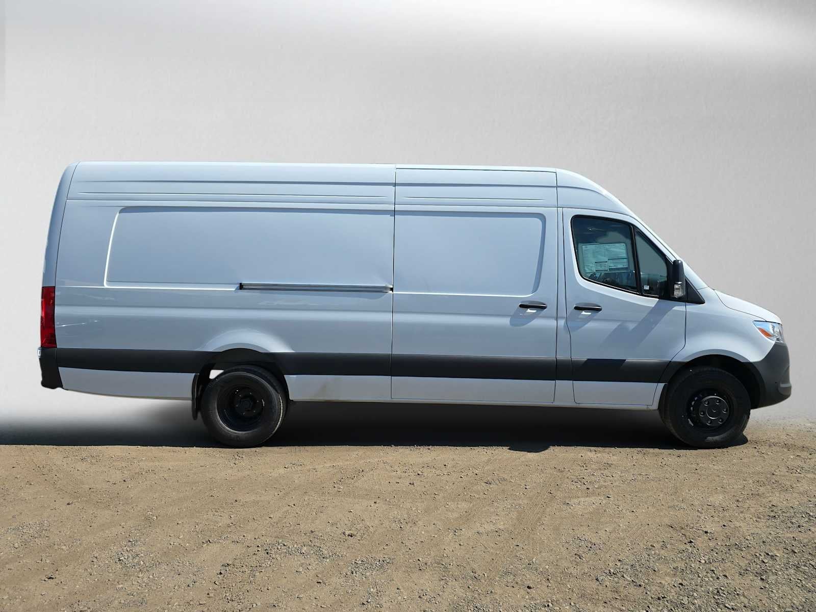 2026 Mercedes-Benz Sprinter Cargo 3500XD High Roof I4 Diesel HO 170 Extended RWD